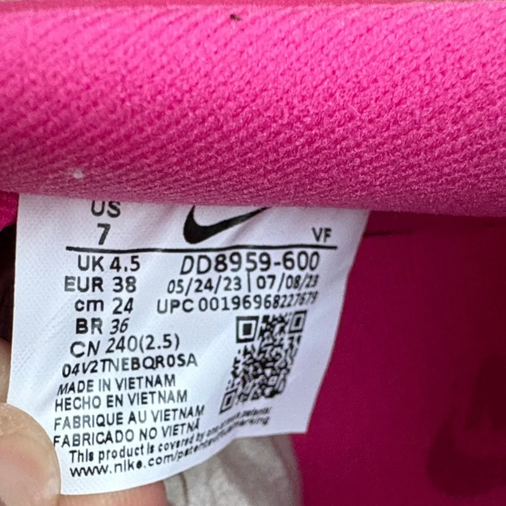 Nike Air Force 1 Low '07 Fireberry - Picture 6 of 10